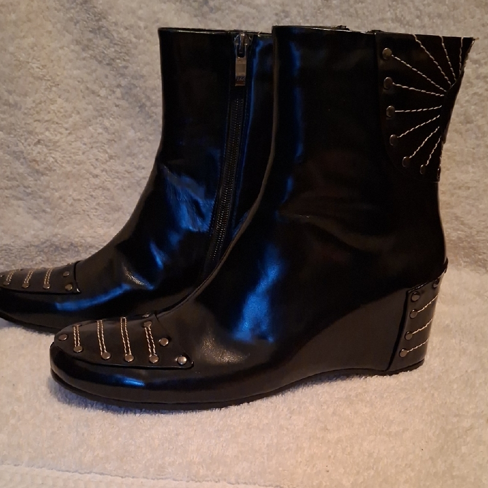 Women's Black Leather Wedge‎ Ankle Boots with Decorative Studs
